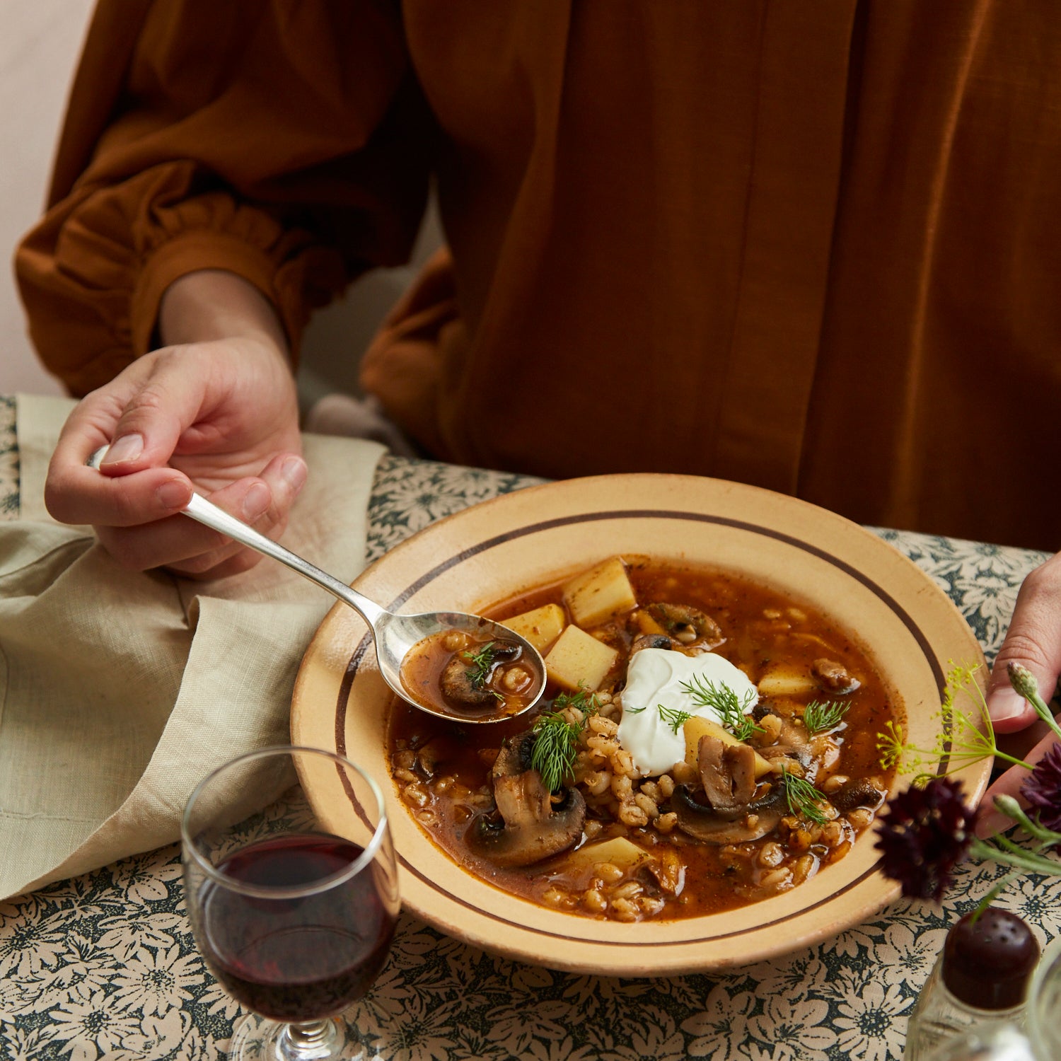 Hot and sour mushroom soup by Alissa Timoshkina